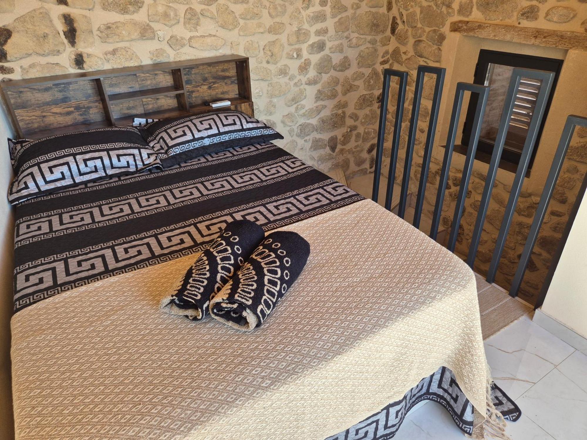 Grupo Garcia De Paredes Apartamentos Turisticos Trujillo Dış mekan fotoğraf